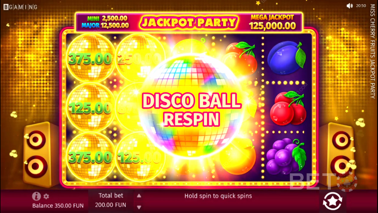 リールに6個以上のDisco Ballを配置すると、Disco Ball Respin機能がアンロックされます。